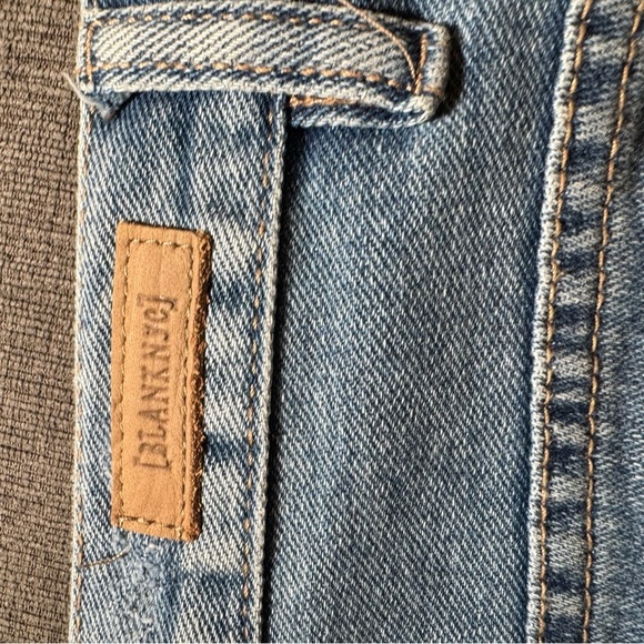 Blank NYC Womens Zip Front Blue Denim Distressed Denim Skirt Size 28 - Picture 6 of 9